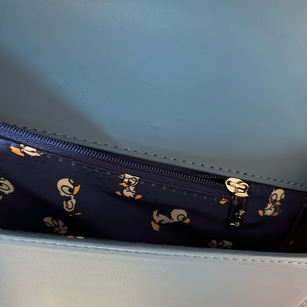 Loungefly Disney Lilo & Stitch Storytime Ducklings Crossbody Bag - Picture 5 of 5